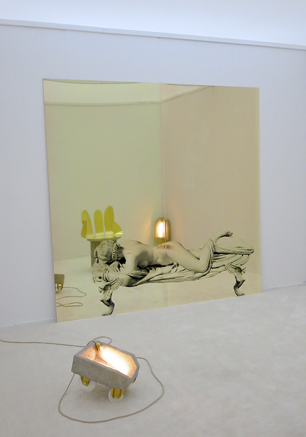 The Intruder Swiss Art Awards 2015 hermaphrodite chevalier d'eon concrete gold mirror lamps carpet